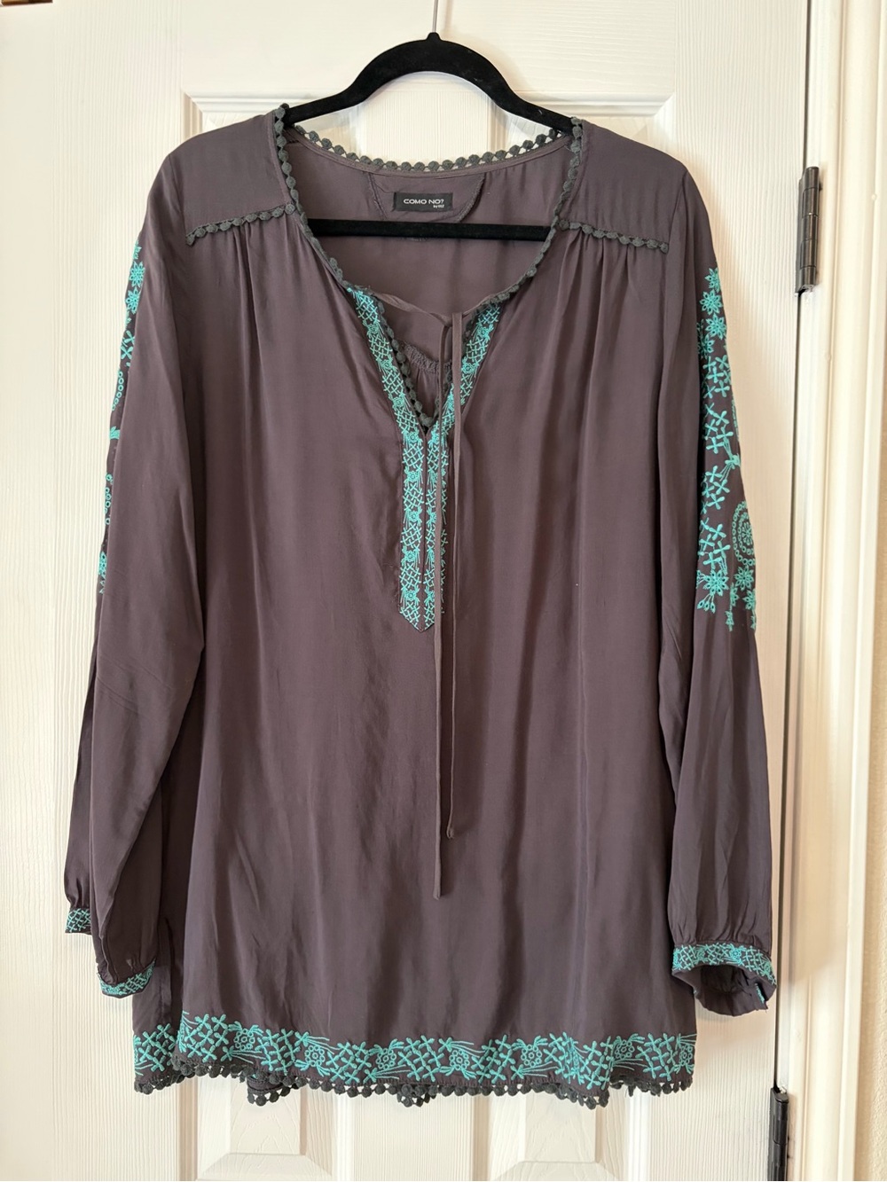 EUC Gray & Turquoise Tunic with Embroidery, size large